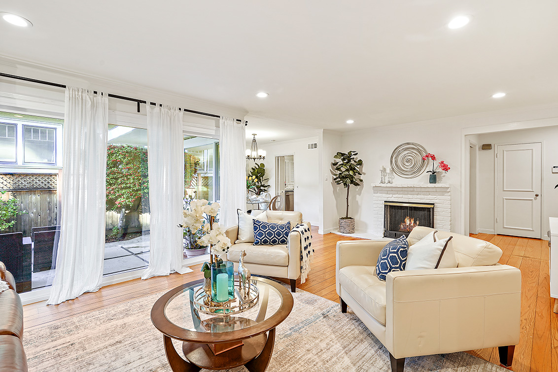 Living Room (D) picture - 1260 University Ave, Palo Alto 94301