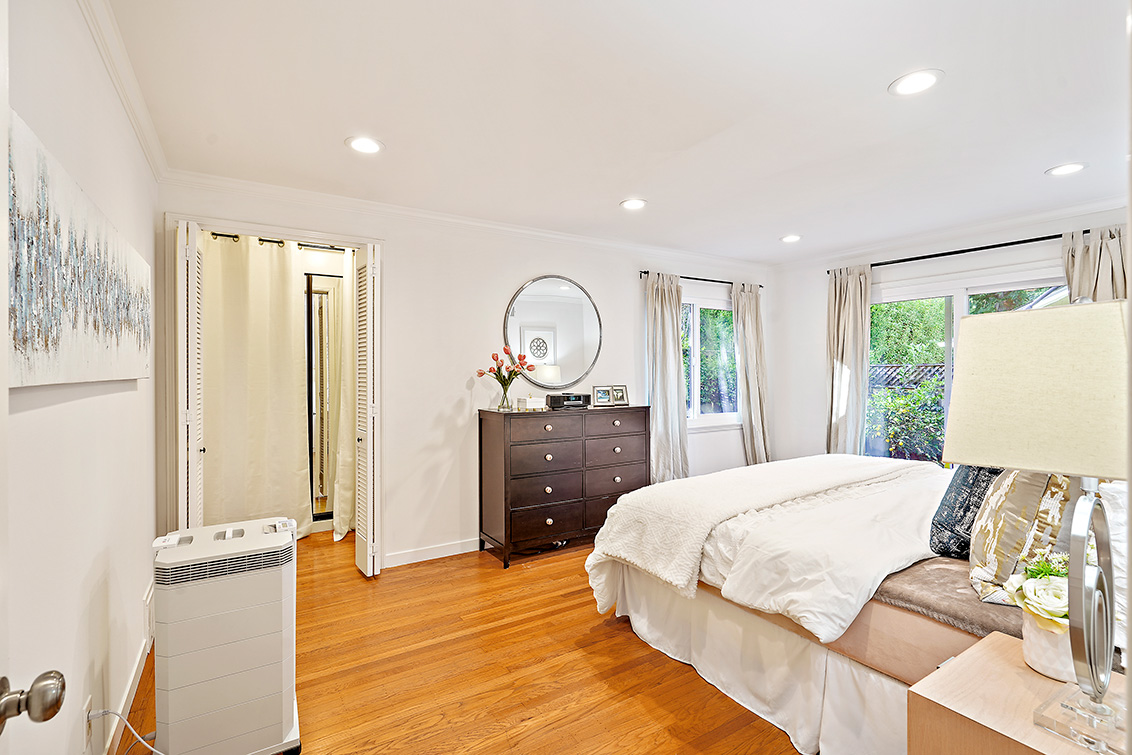 Master Bedroom (A) Picture - 1260 University Ave, Palo Alto 94301 Master Bedroom (A) picture - 1260 University Ave, Palo Alto 94301