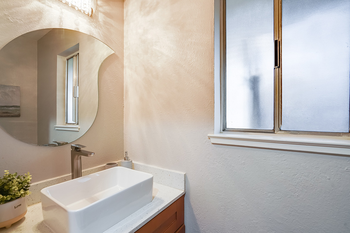 Half Bath Picture - 10572 White Fir Ct, Cupertino 95014 Half Bath picture - 10572 White Fir Ct, Cupertino 95014