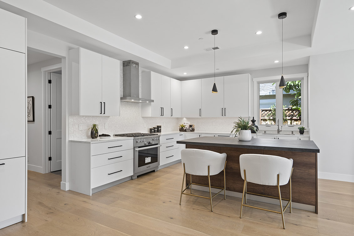 Kitchen - 99 E Portola Ave, Los Altos 94022