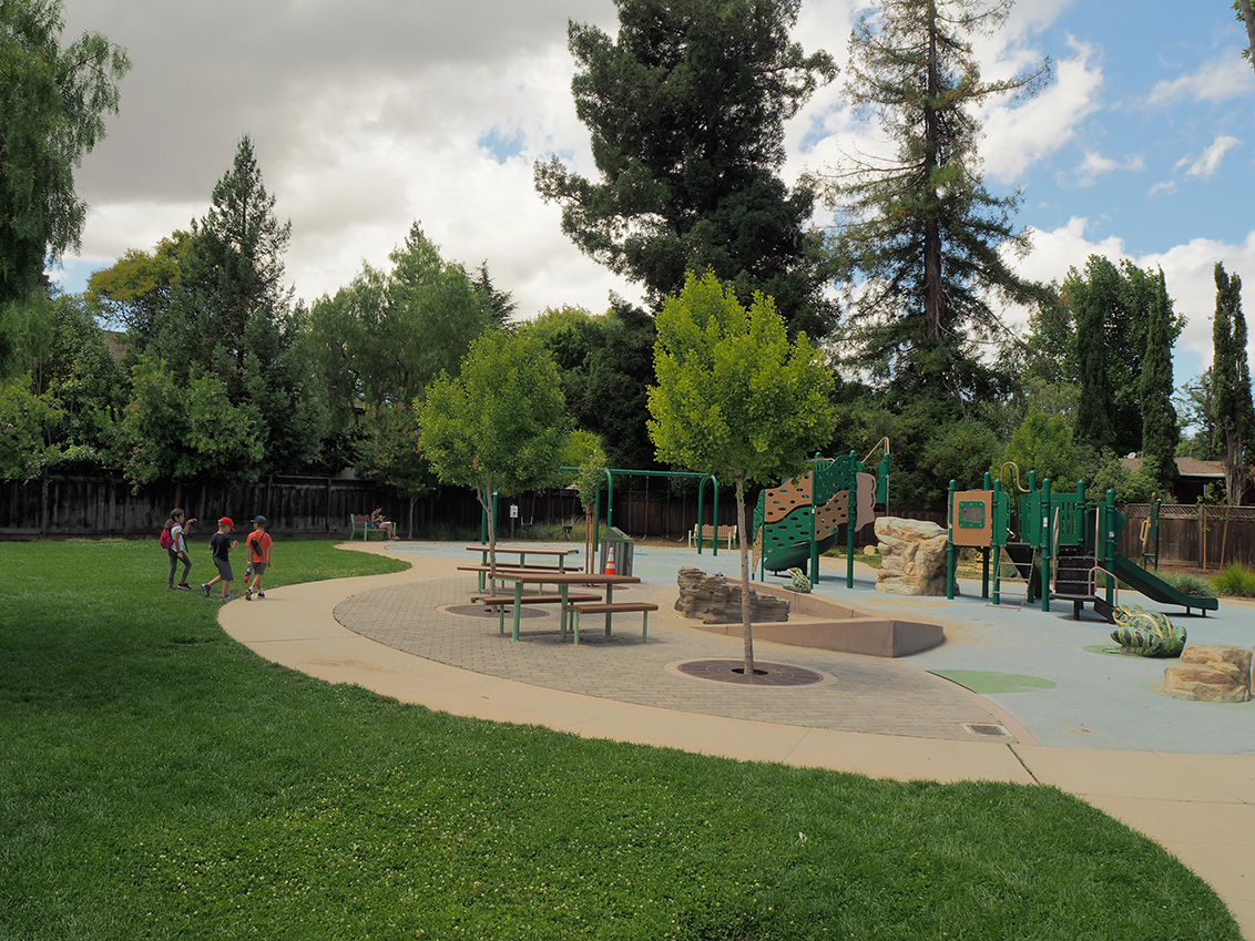 Del Medio Park - Mountain View, CA