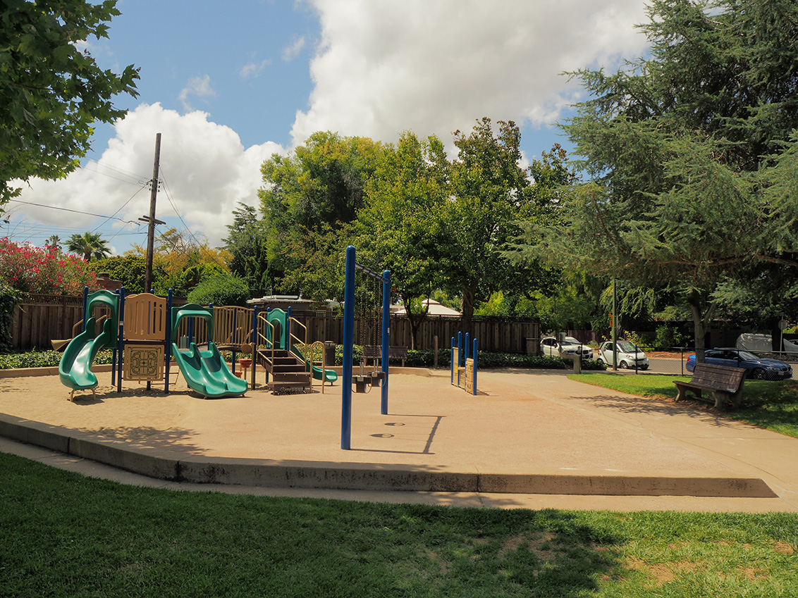 Thaddeus Park - Mountain View, CA